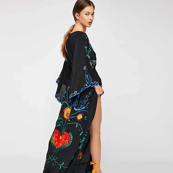 28.LAST 1! OVERSIZED Black Bohemian Embroidered Button Down Maxi Dream Dress - Picture 2 of 7